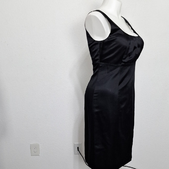 Banana Republic Black Quiet Luxury Minimalist Silk Blend Sheath Midi Dress Sz.12 - Picture 4 of 13